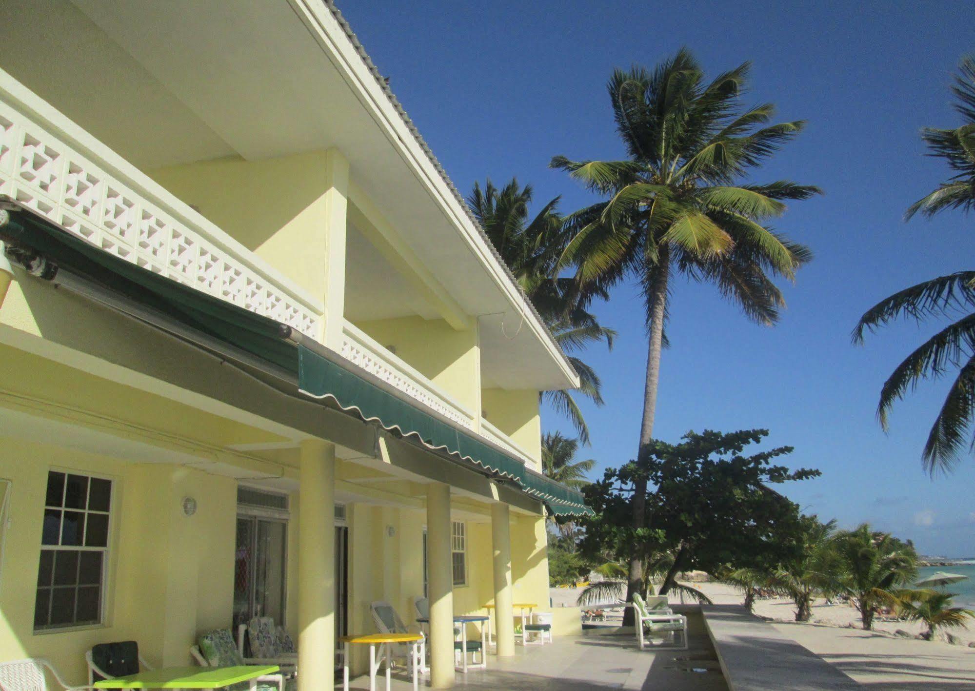 Chateau Blanc Apartments On Sea Christ Church Exterior photo